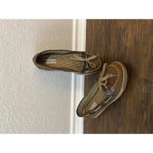 Airwalk Canvas Slip on Boat Shoes Size US 7.5 Brown